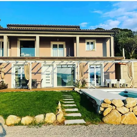 Magnifica Villa